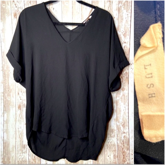 Lush Tops - LUSH: V-neck Top Sz:L